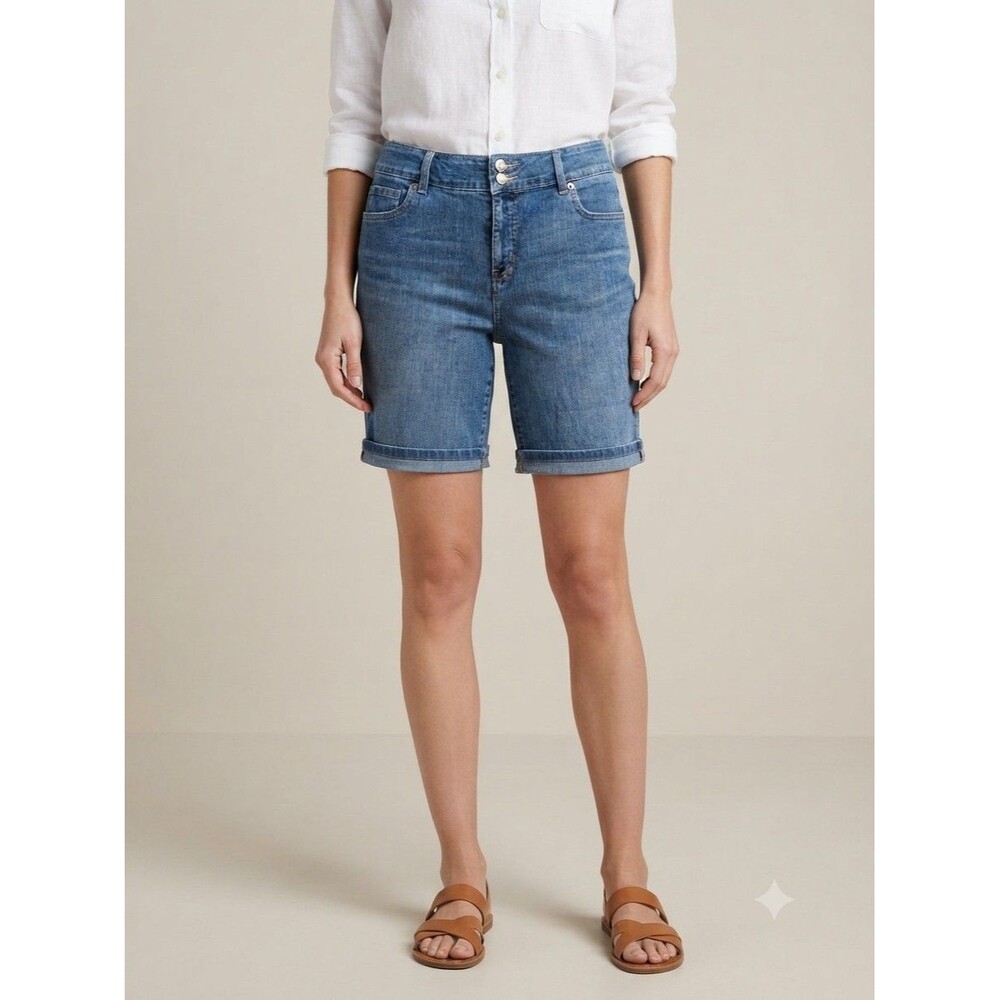 Signature by Levi Strauss & Co. Bermuda Denim Shorts Womens 14 Mid Rise Stretch